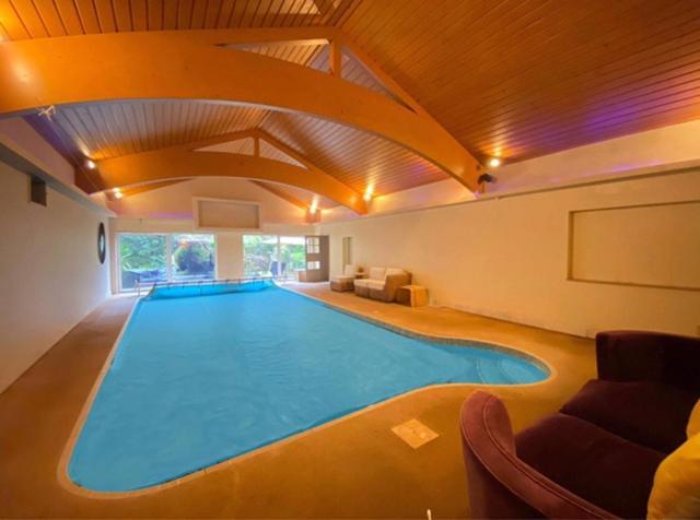 Coach House Villa Woking Kültér fotó