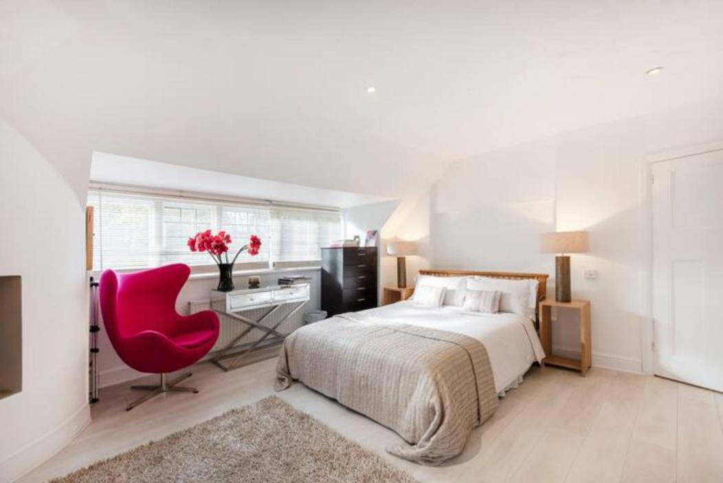 Coach House Villa Woking Kültér fotó