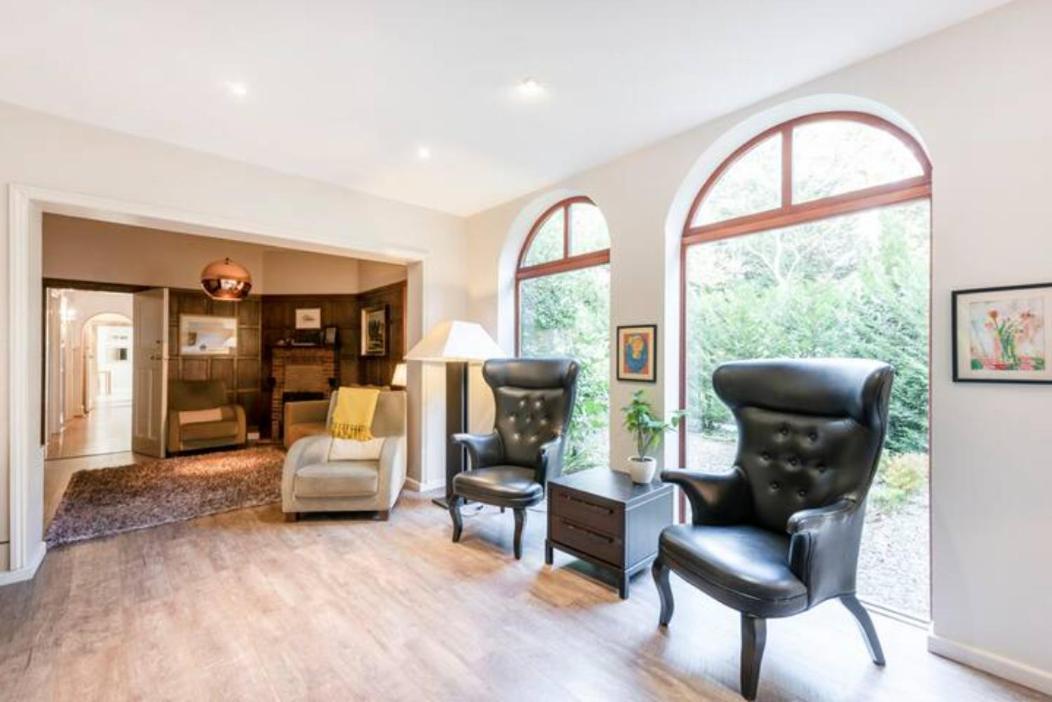 Coach House Villa Woking Kültér fotó
