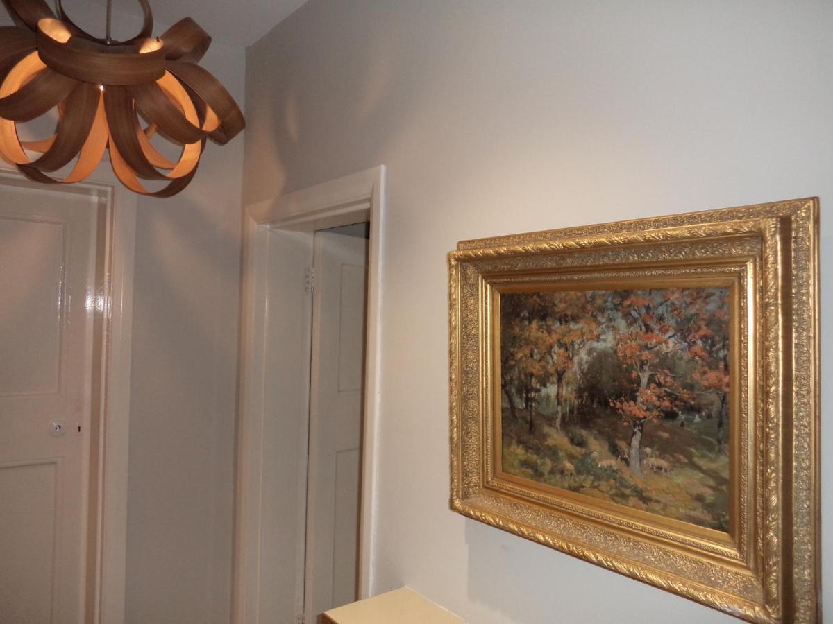 Coach House Villa Woking Kültér fotó